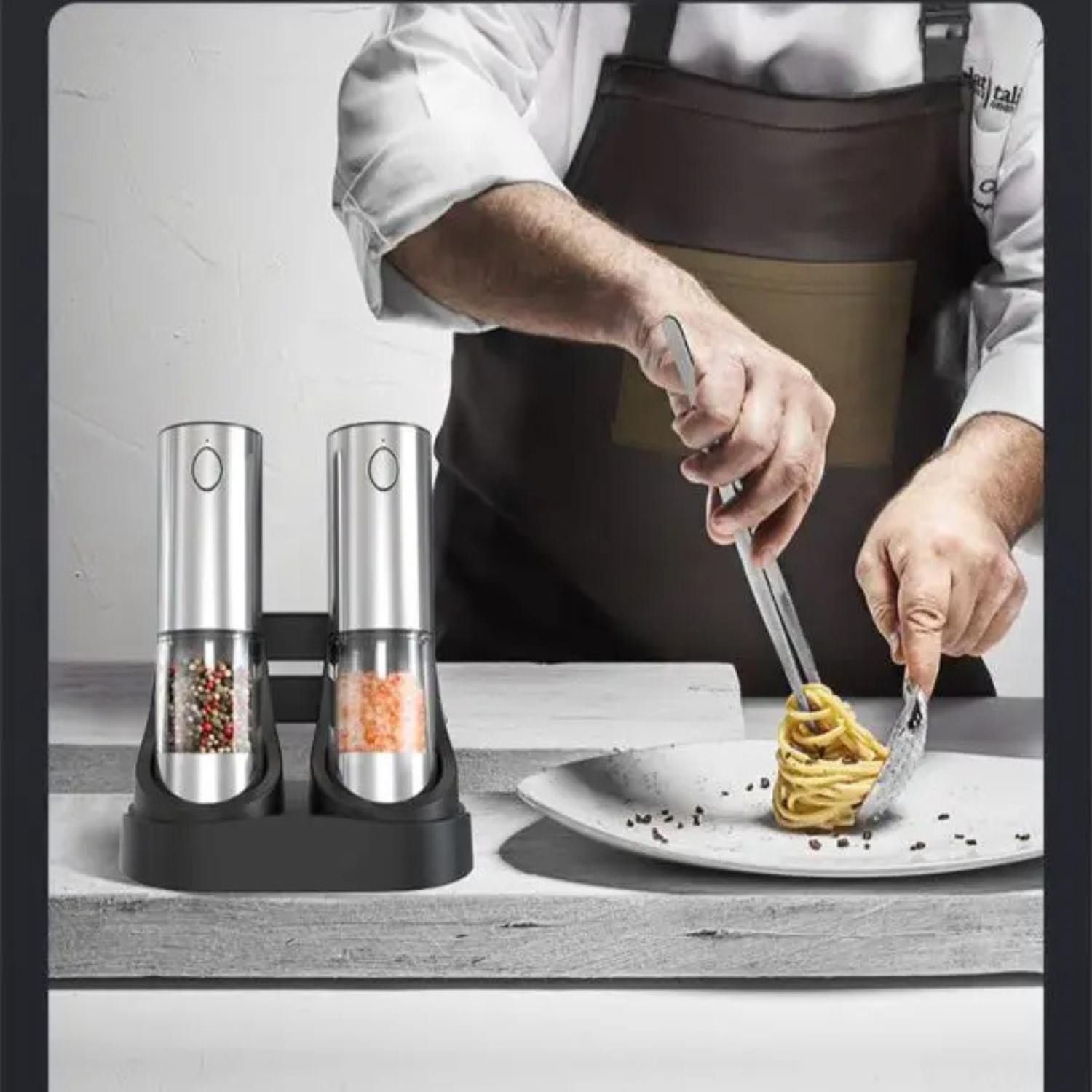 Jake | Electric Stainless Steel Pepper & Salt Grinder Set with Charging Base - Grinder