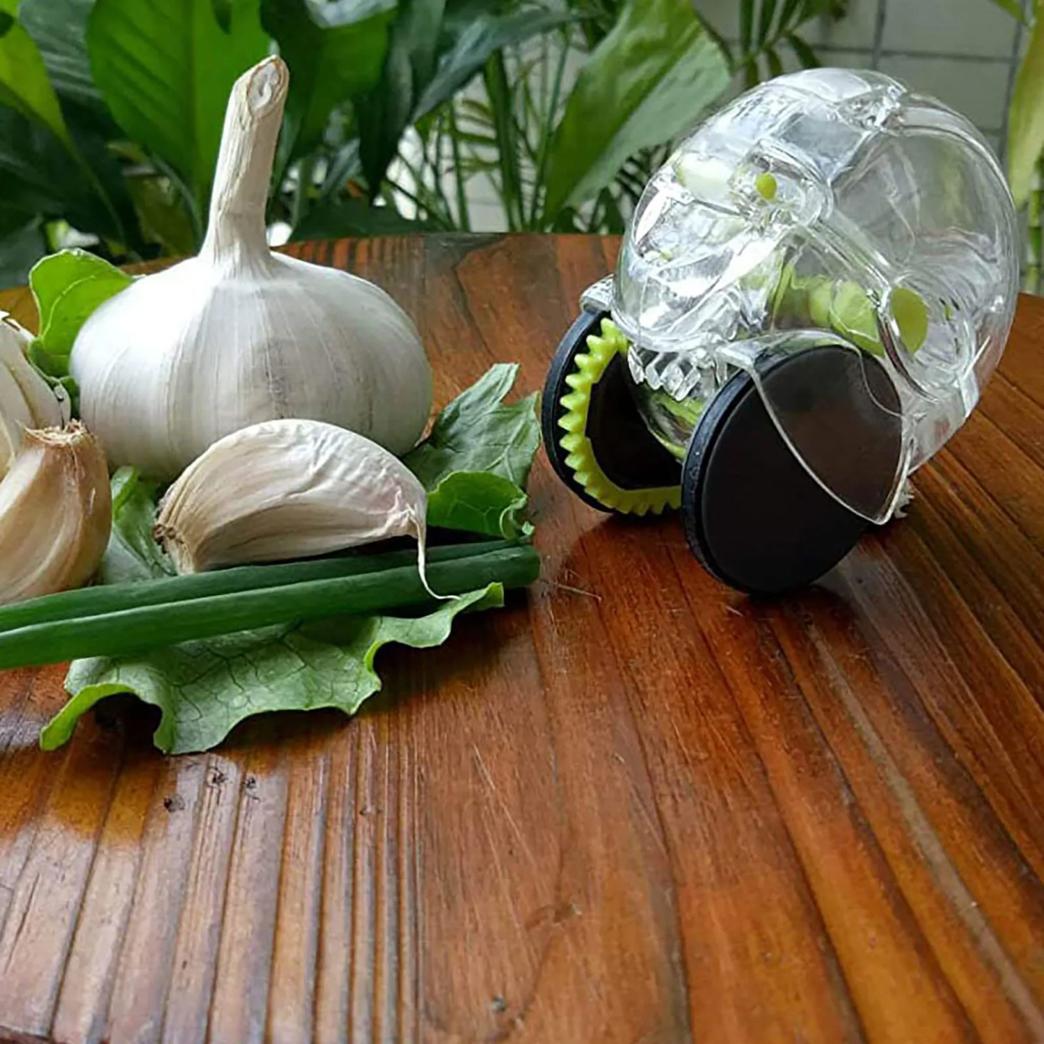 Max | Rolling Garlic Chopper & Hand Mincer Tool - Garlic Presser
